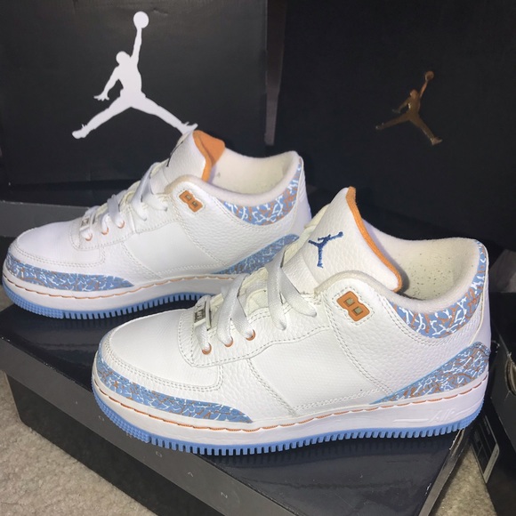 blue and yellow retro jordans